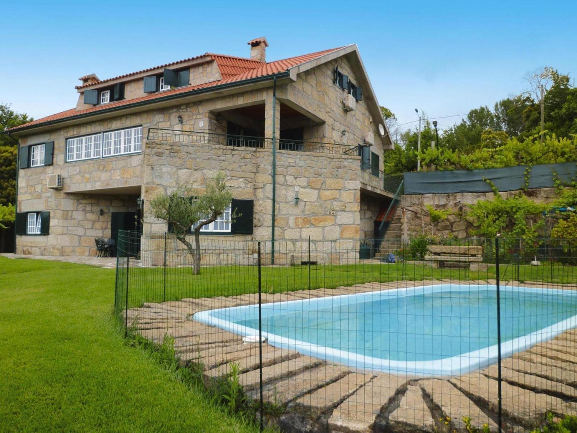 Holiday Home, Luzim Extérieur photo