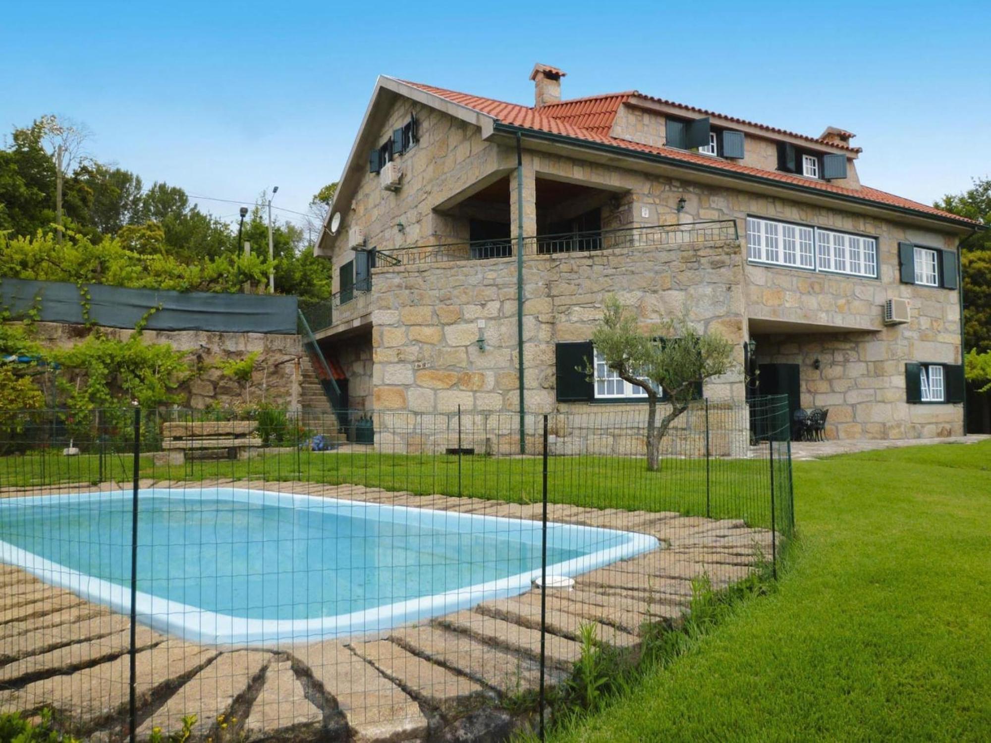 Holiday Home, Luzim Extérieur photo